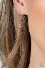 Load image into Gallery viewer, Paparazzi Fluttering Fanatic - Gold Necklace