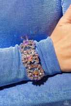 Load image into Gallery viewer, Paparazzi Shimmering Solo - Orange Bracelet (January 2024 Life of the Party)