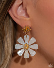 Load image into Gallery viewer, Paparazzi Poetically Pastel - White Earring