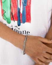 Load image into Gallery viewer, Paparazzi Tasteful Twists - Silver Bracelet