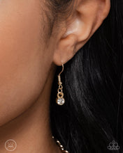 Load image into Gallery viewer, Paparazzi Endearing Edge - Gold Necklace
