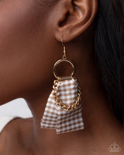 Load image into Gallery viewer, Paparazzi Picnic Pizzazz Brown Earrings