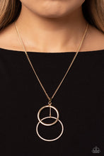 Load image into Gallery viewer, Paparazzi Wishing Well Whimsy - Gold Necklace