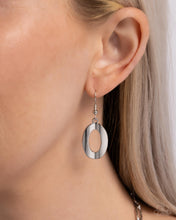 Load image into Gallery viewer, Paparazzi Big Fan of Yours Silver Necklace