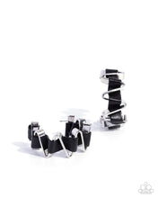 Load image into Gallery viewer, Paparazzi Captivating Corkscrew Black Earrings