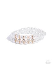 Load image into Gallery viewer, Paparazzi Paid in Pearls Gold Necklace/Bracelet Set