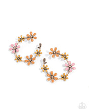 Load image into Gallery viewer, Paparazzi Wreathed Welcome Gold Earring