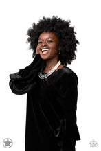 Load image into Gallery viewer, Paparazzi Lady In Waiting Pearl Necklace