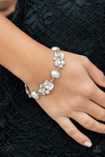 Load image into Gallery viewer, Paparazzi Fiercely 5th Avenue December 2021 Fashion Fix Set