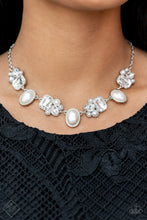 Load image into Gallery viewer, Paparazzi Fiercely 5th Avenue December 2021 Fashion Fix Set