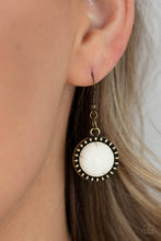 Load image into Gallery viewer, Paparazzi She Went West Brass Necklace