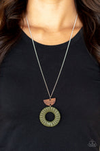 Load image into Gallery viewer, Paparazzi Homespun Stylist Green Necklace