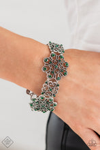 Load image into Gallery viewer, Paparazzi Regal Recognition Green Bracelet (Glimpses of Malibu December 2021)