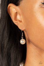 Load image into Gallery viewer, Paparazzi Needs No Introduction - White Necklace