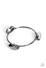 Load image into Gallery viewer, Paparazzi Galactic Getaway - Black Bracelet