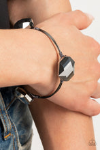 Load image into Gallery viewer, Paparazzi Galactic Getaway - Black Bracelet