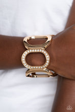 Load image into Gallery viewer, Paparazzi Opulent Ovals - Gold Bracelet