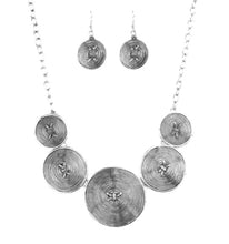 Load image into Gallery viewer, Paparazzi Deserves a Medal Silver Necklace
