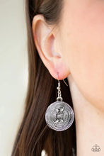 Load image into Gallery viewer, Paparazzi Deserves a Medal Silver Necklace
