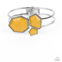 Load image into Gallery viewer, Paparazzi Tourist TRAPEZOID - Yellow Bracelet
