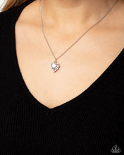 Load image into Gallery viewer, Paparazzi Be Still My Heart Green Necklace
