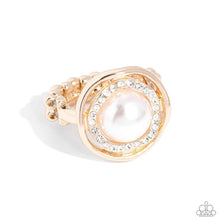 Load image into Gallery viewer, Paparazzi Chic Center - Gold Ring
