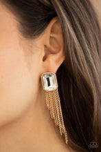 Load image into Gallery viewer, Paparazzi Save for a REIGNy Day - Gold/White Earring
