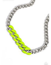 Load image into Gallery viewer, Paparazzi CURB Craze Green Necklace
