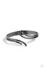 Load image into Gallery viewer, Paparazzi Elven Elegance Black Bracelet
