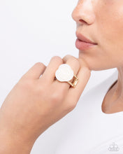 Load image into Gallery viewer, Paparazzi Top-SHELL Shine - Gold Ring
