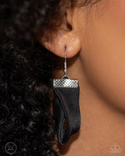 Load image into Gallery viewer, Paparazzi Rosette Reality - Black Necklace (September 2024 Life of the Party)
