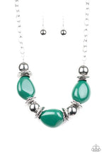 Load image into Gallery viewer, Paparazzi Vivid Vibes - Green Necklace
