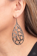 Load image into Gallery viewer, Paparazzi Reshaped Radiance - Black Earrings
