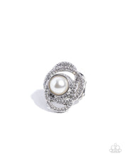 Load image into Gallery viewer, Paparazzi Concentric Chic - White Ring

