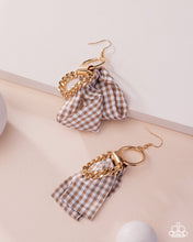 Load image into Gallery viewer, Paparazzi Picnic Pizzazz Brown Earrings
