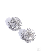 Load image into Gallery viewer, Paparazzi Strategic Show Complete Set
