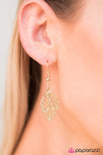 Load image into Gallery viewer, Paparazzi Leaf an Impression Gold Necklace
