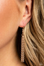 Load image into Gallery viewer, Paparazzi Subtle Season - Rose Gold Necklace
