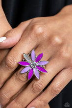 Load image into Gallery viewer, Paparazzi Lily Lei - Purple Ring
