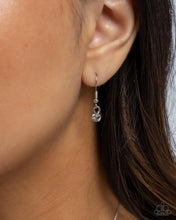 Load image into Gallery viewer, Paparazzi Grapevine Getaway White Necklace
