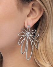 Load image into Gallery viewer, Paparazzi Growing Garden Silver Earring

