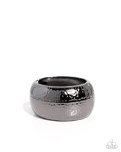 Load image into Gallery viewer, Paparazzi Hammered Hassle Black Bracelet
