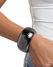 Load image into Gallery viewer, Paparazzi Hammered Hassle Black Bracelet
