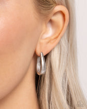 Load image into Gallery viewer, Paparazzi Limitless Leader Silver Earrings
