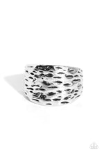 Load image into Gallery viewer, Paparazzi Resplendently Rippling Silver Men's Ring
