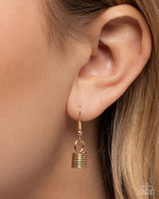 Load image into Gallery viewer, Paparazzi Sleek Suite Gold Necklace
