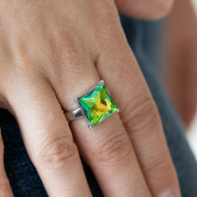 Load image into Gallery viewer, Paparazzi Ready For My Coronation Green Ring
