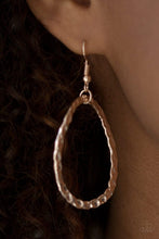 Load image into Gallery viewer, Paparazzi Circus Royale Rose Gold Necklace
