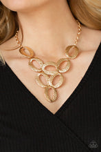 Load image into Gallery viewer, Paparazzi OVAL The Limit - Gold Necklace
