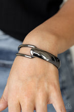 Load image into Gallery viewer, Paparazzi Couture-Clutcher - Black Bracelet
